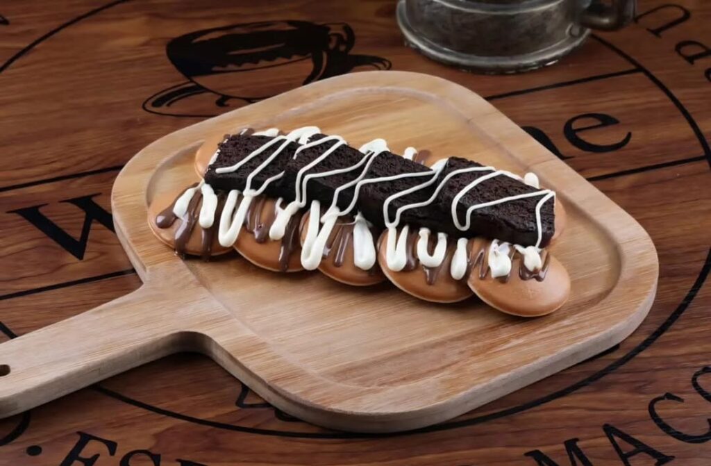 Brownie Cafè offers a range of dessert shop