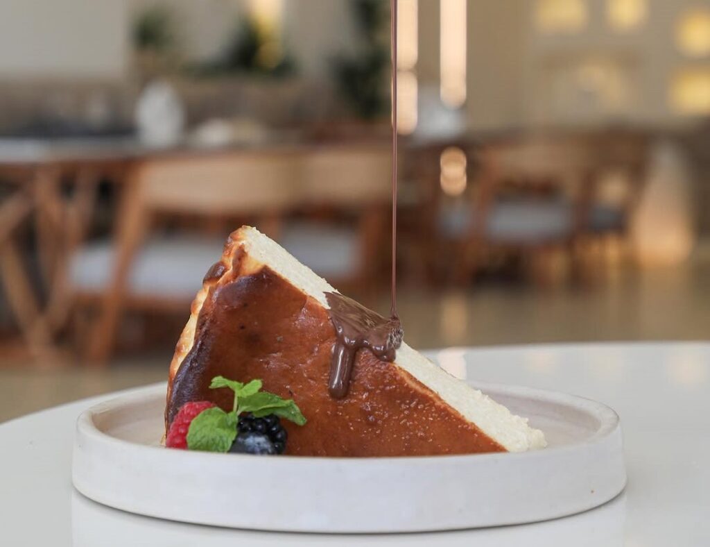  Nut Cafe & Lounge is a great breakfast place in Ras al khaimah