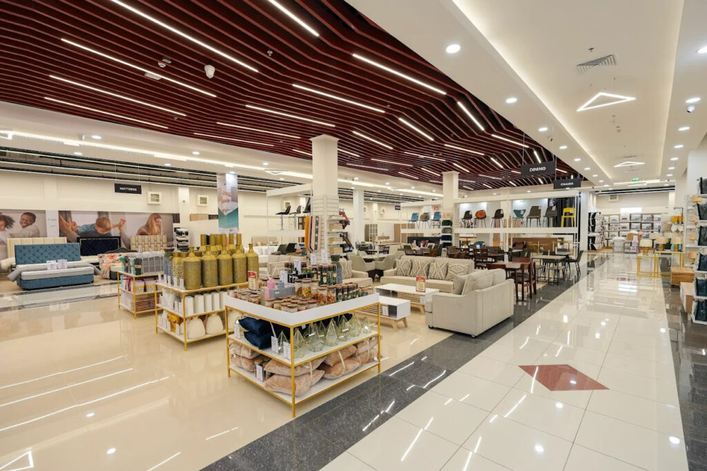 Safari Malls Ras Al Khaimah hypermarket and shopping centre